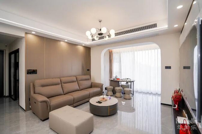 118㎡三居室，淺色調演繹現(xiàn)代魅力，體驗功能美學現(xiàn)代三居室